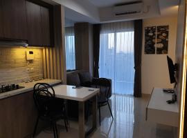 Apartemen Grand sungkono Lagoon Venetian.，位于泗水的公寓