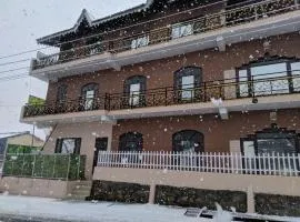 Country Side Home Stay In House