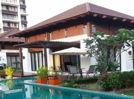 Pool Villa PB6rayong，位于罗勇的度假园