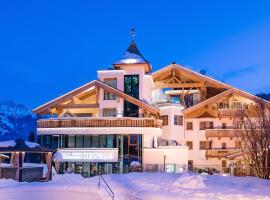 Wellnessresort Seiwald **** Superior，位于格英的酒店