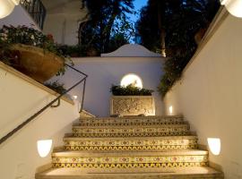 阿尔贝格加托比昂科酒店，位于卡普里的Spa酒店