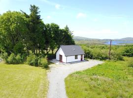 Red Deer Cosy Apartment in Letterfrack Connemara，位于莱特弗拉克的酒店