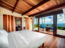 Ecotao Lodge，位于涛岛拉填海滩附近的酒店