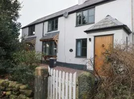 Holly Tree Cottage