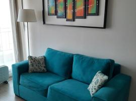 departamento santiago centro frente club hipico y movistar arena，位于圣地亚哥的酒店