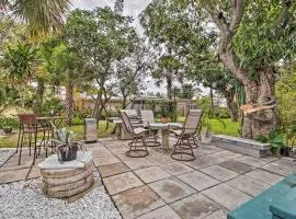 1 Mi to Beach Lake Worth Abode with Outdoor Oasis!