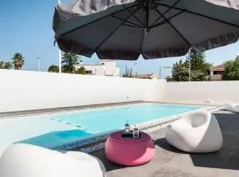 Leonida's Home - Shared Pool, Jacuzzi and beach 150mt