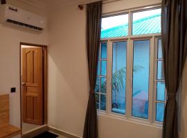 Dhonveli Inn, Bandidhoo，位于幸福岛的度假短租房