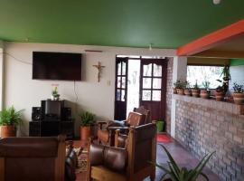 Hotel Guayarillo，位于伊皮亚莱斯的酒店