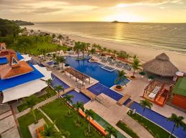 Grand Decameron Panama, A Trademark All Inclusive Resort，位于普拉亚布兰卡的酒店