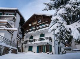 Prachtig familie appartement voor 6 personen in het hart van Argentière, Chamonix Mont-Blanc，位于夏蒙尼-勃朗峰阿根蒂尔滑雪学校附近的酒店