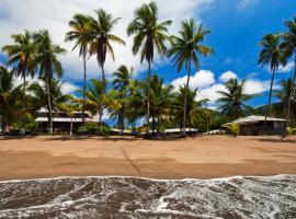 Playa de Oro Lodge，位于巴亚索拉诺的山林小屋