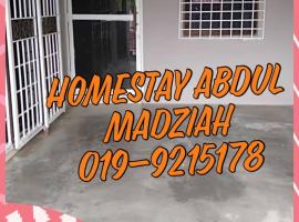 Homestay Abdul，位于Kampung Banggul Gucil的酒店
