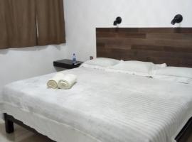Hotel Santa Lucia，位于加尔潘的酒店