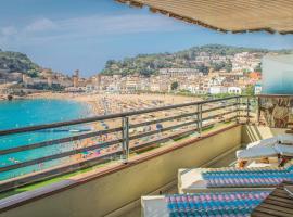 Amazing Apartment In Tossa De Mar With Kitchen，位于滨海托萨的豪华酒店