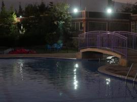 Amboseli Gateway Hotel，位于Kimana的酒店