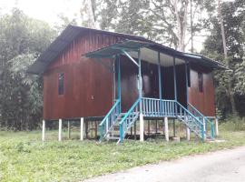 Chalet Kampong Guar, Manong，位于瓜拉江沙的酒店