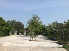 MaihomSailom Resort