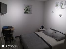 Le Risle - Hôtel，位于Montfort-sur-Risle的酒店