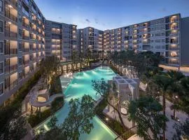 La Casita pool access condo HuaHin