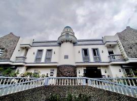 PENSION IVATAN，位于巴斯科的酒店