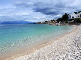 Dalmatino - apartment 6，位于苏提万的酒店