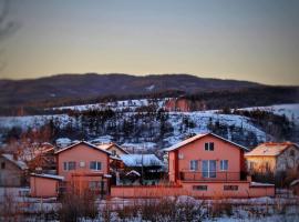 Къщи за гости Ореха，位于萨莫科夫的住宿加早餐旅馆