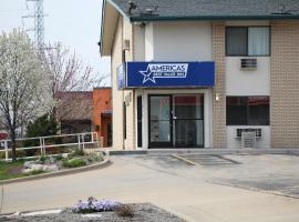 Americas Best Value Inn East Peoria，位于皮奥里亚East Peoria的酒店