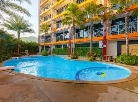 NaiHarn Sea Condo by Holy Cow, 1-BR, mountain view