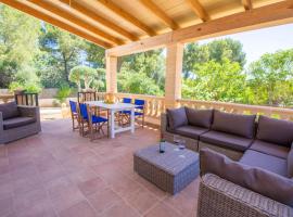Bonito Chalet con WiFi muy cerca del mar，位于丰德萨卡拉的酒店