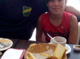 Del mar hotel，位于弗洛伦西奥巴雷拉的酒店