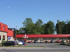 Imperial Inn Thousand Islands，位于加纳诺克Maxson Airfield - AXB附近的酒店
