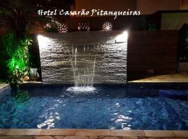 Hotel Casarão Pitangueiras，位于瓜鲁雅的乡间豪华旅馆