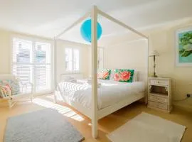 Shell Cottage