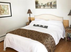 Hotel Tracy - St Lawrence River，位于Sorel的酒店