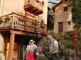 Eco-hôtel et Yourtes du Mercantour