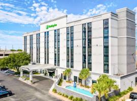 Holiday Inn Alexandria - Downtown, an IHG Hotel，位于亚历山德里亚亚历山大国际机场 - AEX附近的酒店