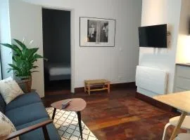 Appartement rénové 2 chambres centre historique