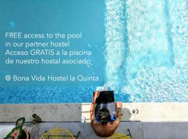Bona Vida Hotel，位于里奥阿查的酒店