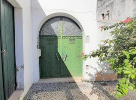 Tavira Lovers - City Centre Apartment III，位于塔维拉的酒店