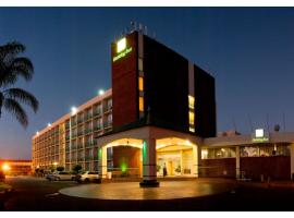 Holiday Inn - Bulawayo, an IHG Hotel，位于布拉瓦约的酒店