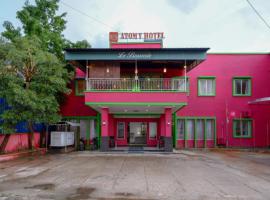 RedDoorz near Citraland Waterpark Kendari，位于Lepoleop的酒店
