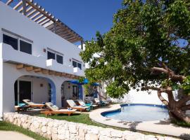 Casa Sienna Lia Spacious House，位于女人岛National park El Garrafón附近的酒店