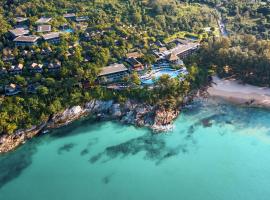 Pullman Phuket Arcadia Naithon Beach，位于奈通海滩的度假村