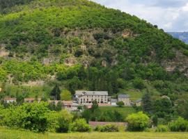 Hotel des Gorges au Viaduc，位于塔恩河畔里维耶尔的酒店