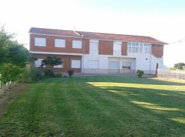 Vivienda Turística El Asturiano，位于Montamarta的酒店