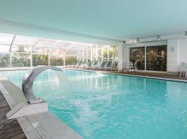 Hotel Bassetti，位于切尔维亚的酒店