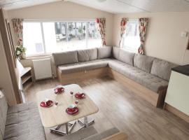 Vakantiepark Wilhelm Tell Superieur Chalet，位于Oudsbergen 的酒店