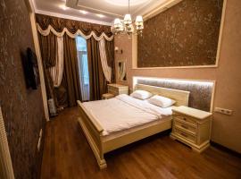 Kyiv 2Rooms Classic Apartment，位于基辅佐洛提沃罗塔地铁站附近的酒店