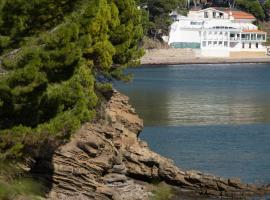 Albergo Da Carmine，位于卡斯特拉巴特的酒店